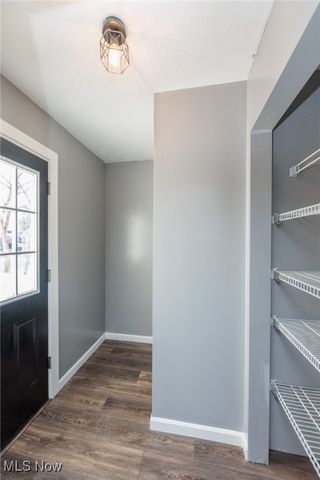 9852 Colfax Drive, Columbia Station, OH 44028