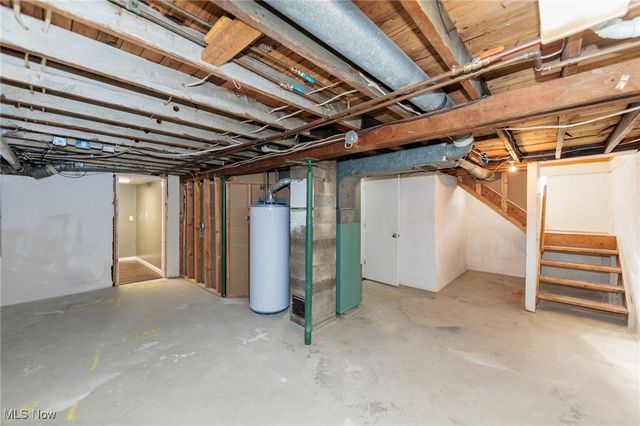 9852 Colfax Drive, Columbia Station, OH 44028