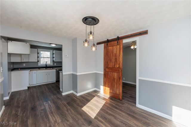 9852 Colfax Drive, Columbia Station, OH 44028