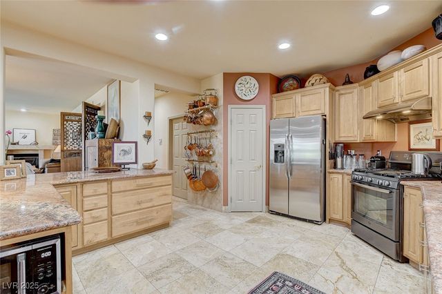 5152 Vincitor Street, Las Vegas, NV 89135