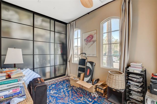 5152 Vincitor Street, Las Vegas, NV 89135