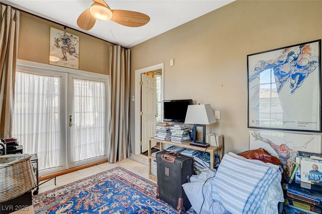 5152 Vincitor Street, Las Vegas, NV 89135