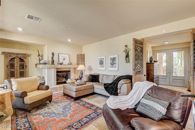 5152 Vincitor Street, Las Vegas, NV 89135