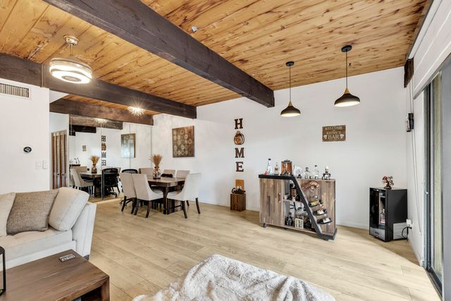 720 E Coco Plum Circle 5, Plantation, FL 33324