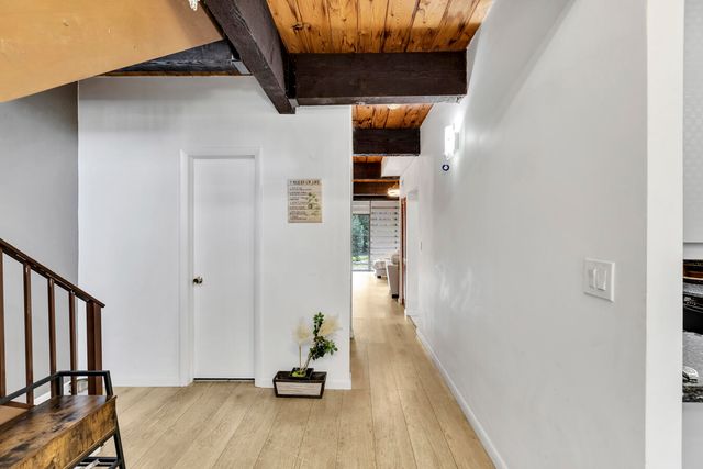 720 E Coco Plum Circle 5, Plantation, FL 33324