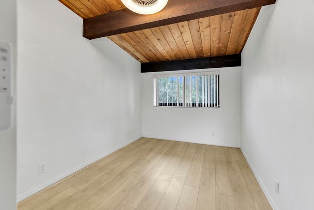 720 E Coco Plum Circle 5, Plantation, FL 33324