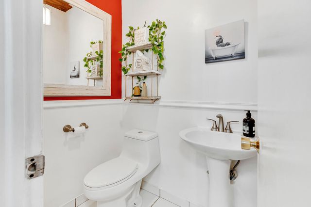 720 E Coco Plum Circle 5, Plantation, FL 33324