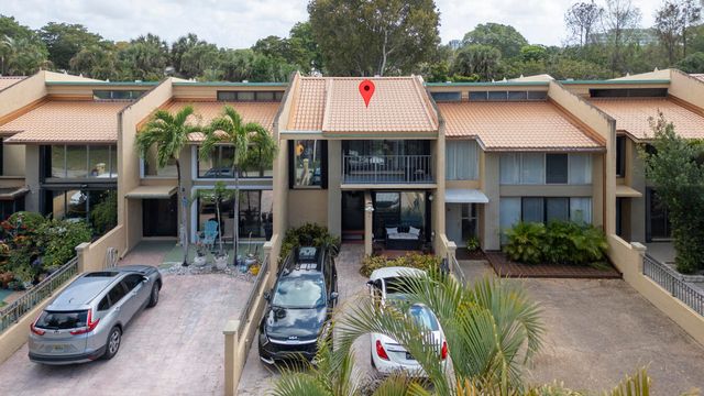 720 E Coco Plum Circle 5, Plantation, FL 33324