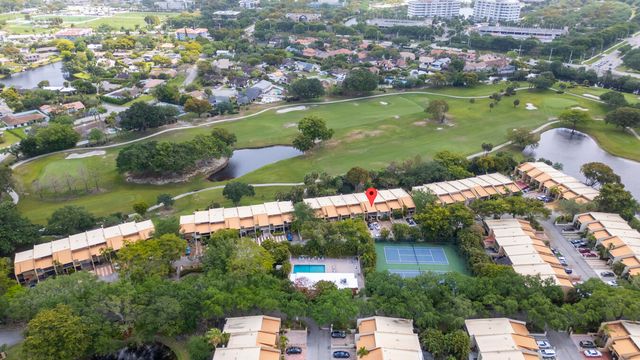 720 E Coco Plum Circle 5, Plantation, FL 33324