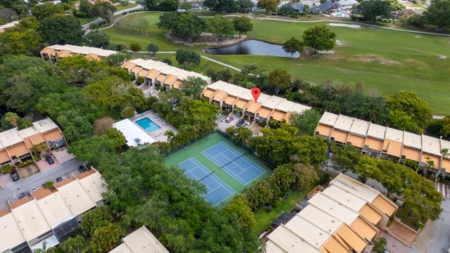 720 E Coco Plum Circle 5, Plantation, FL 33324