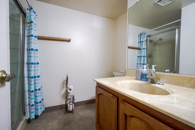 7447 Mills Grove Ct, Sacramento, CA 95828