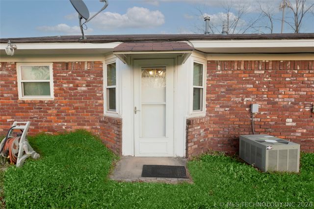 501 NE 6th Street, Stigler, OK 74462