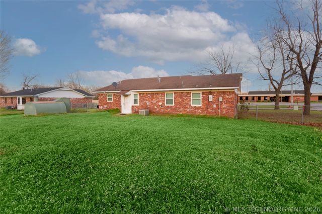 501 NE 6th Street, Stigler, OK 74462