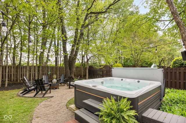 12865 Limberlost Drive, Carmel, IN 46033