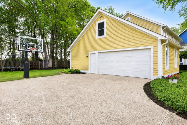 12865 Limberlost Drive, Carmel, IN 46033