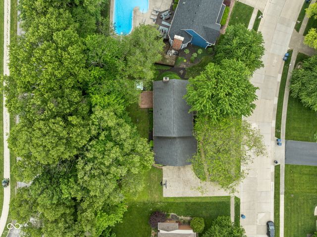 12865 Limberlost Drive, Carmel, IN 46033