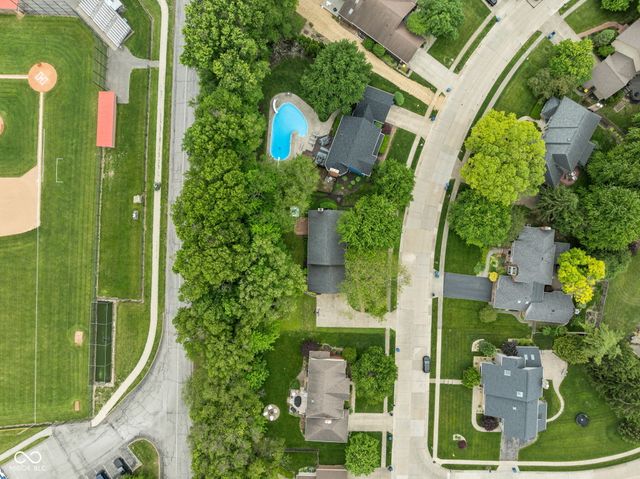 12865 Limberlost Drive, Carmel, IN 46033