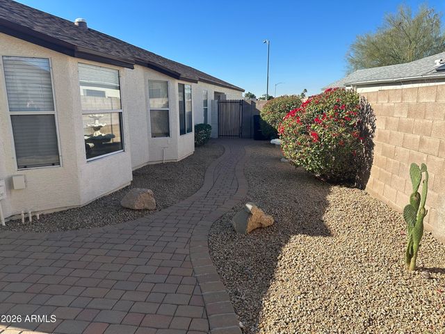 24839 N 40TH Avenue, Glendale, AZ 85310