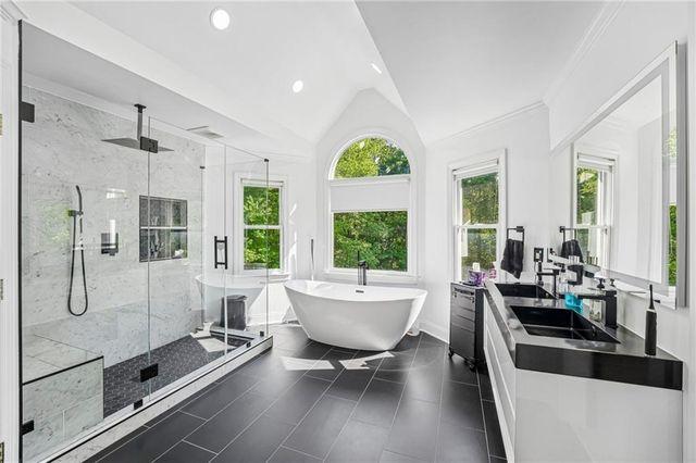 5411 Glencastle Way, Suwanee, GA 30024