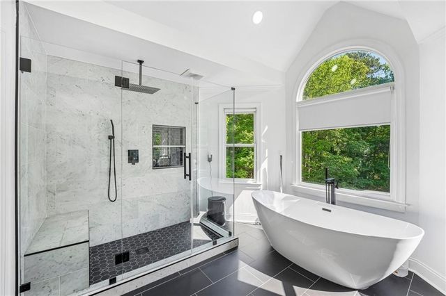 5411 Glencastle Way, Suwanee, GA 30024