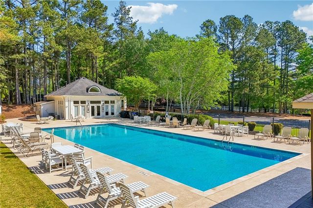 5411 Glencastle Way, Suwanee, GA 30024