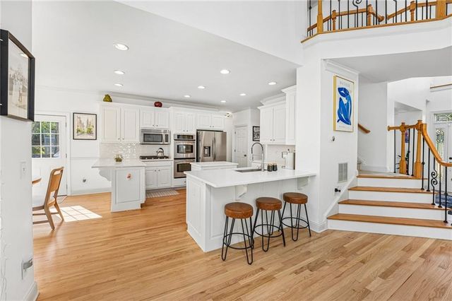 5411 Glencastle Way, Suwanee, GA 30024