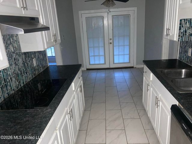 5856 Cypress Trail, Jackson, MS 39211