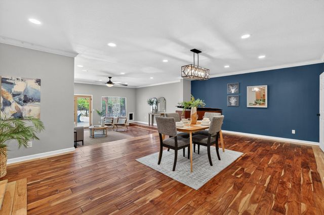 4205 Engle Rd, Sacramento, CA 95821