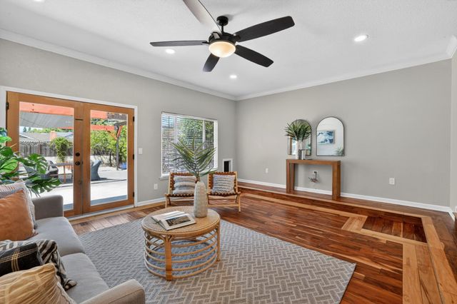 4205 Engle Rd, Sacramento, CA 95821