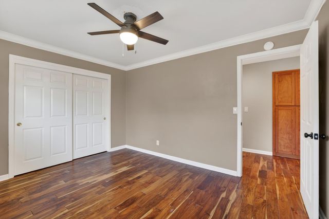 4205 Engle Rd, Sacramento, CA 95821