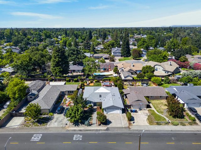 4205 Engle Rd, Sacramento, CA 95821