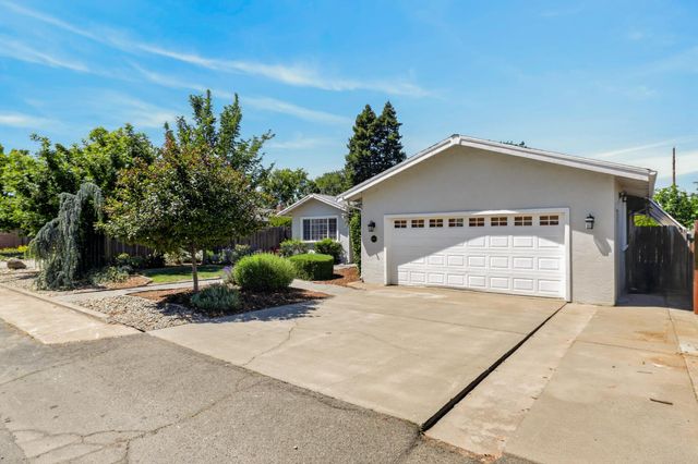 4205 Engle Rd, Sacramento, CA 95821