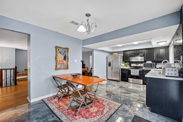 15927 Eastcape Drive, Houston, TX 77598