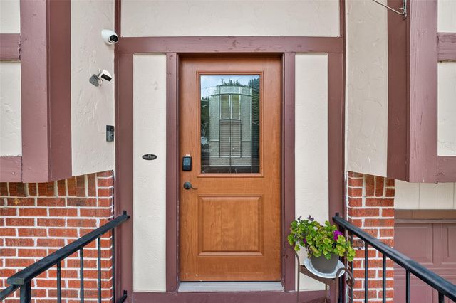 15927 Eastcape Drive, Houston, TX 77598