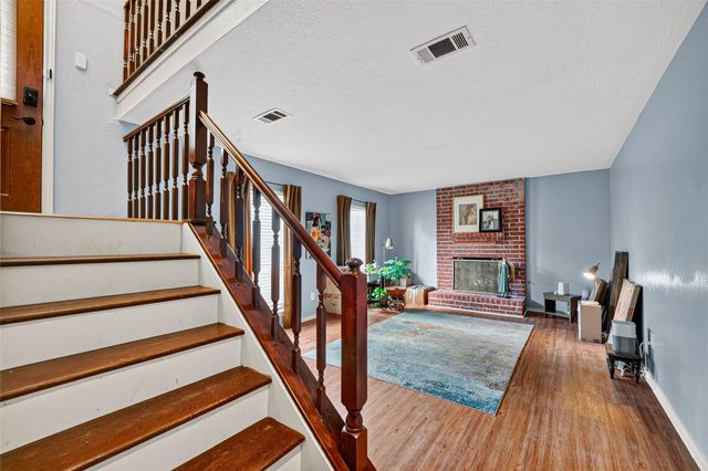 15927 Eastcape Drive, Houston, TX 77598