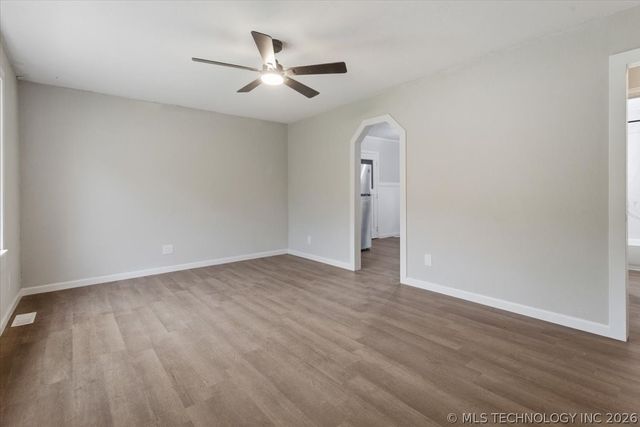 5011 S 31st West Avenue, Tulsa, OK 74107