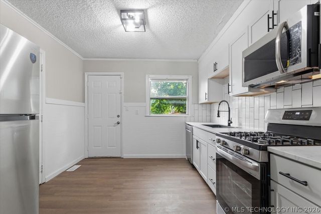 5011 S 31st West Avenue, Tulsa, OK 74107
