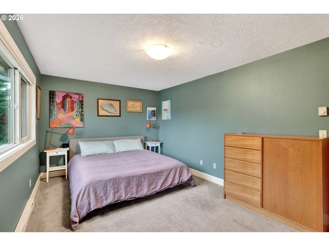 3709 Se 33RD Ave, Portland, OR 97202