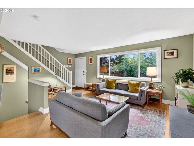 3709 Se 33RD Ave, Portland, OR 97202