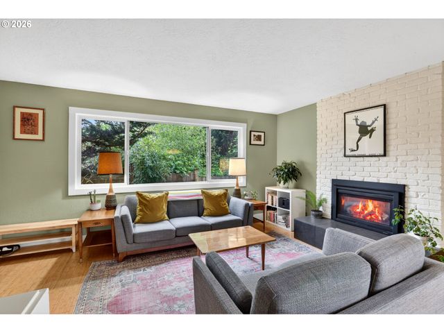 3709 Se 33RD Ave, Portland, OR 97202