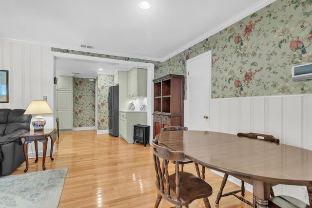 2078 Saint James Drive, Charleston, SC 29412