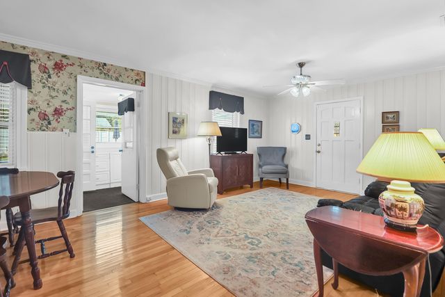 2078 Saint James Drive, Charleston, SC 29412