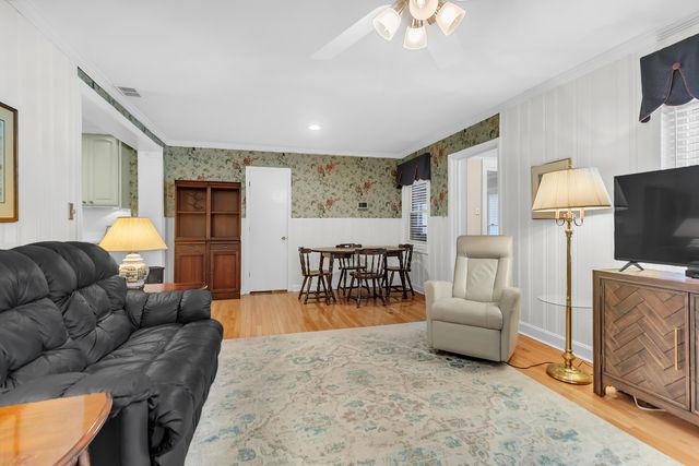 2078 Saint James Drive, Charleston, SC 29412