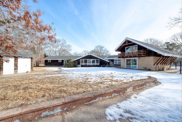 23 Traders Lane, Yarmouth, MA 02673