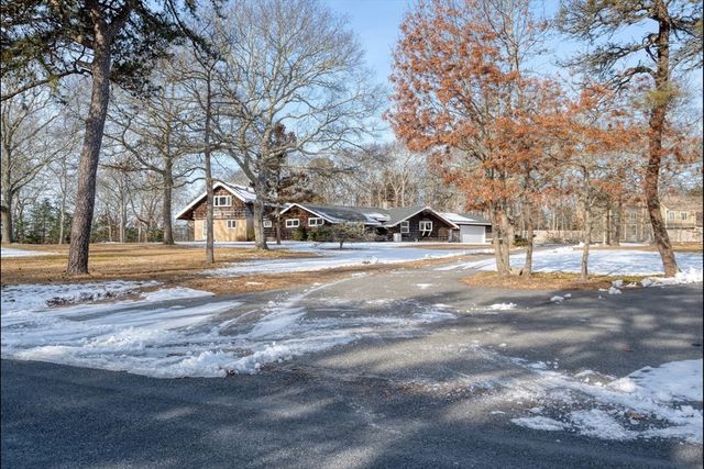 23 Traders Lane, Yarmouth, MA 02673