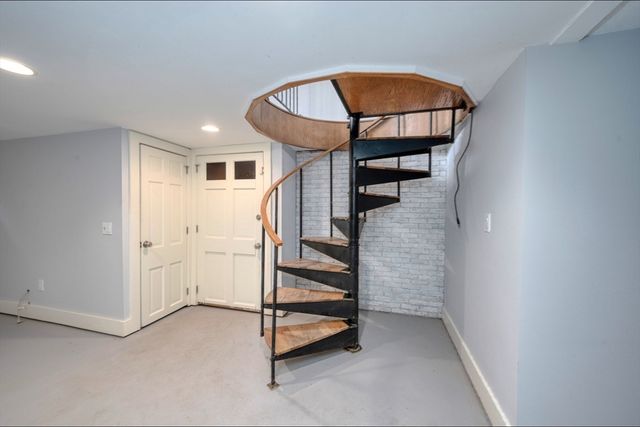 23 Traders Lane, Yarmouth, MA 02673