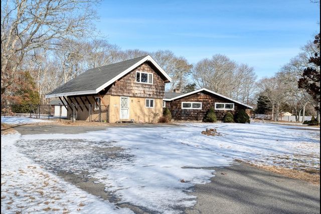 23 Traders Lane, Yarmouth, MA 02673