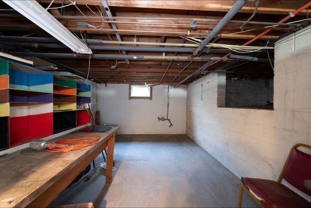 23 Traders Lane, Yarmouth, MA 02673