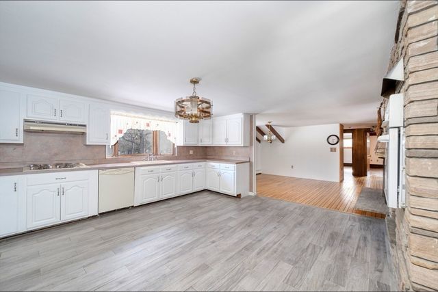 23 Traders Lane, Yarmouth, MA 02673