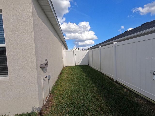 185 ST THOMAS DRIVE, Mulberry, FL 33860